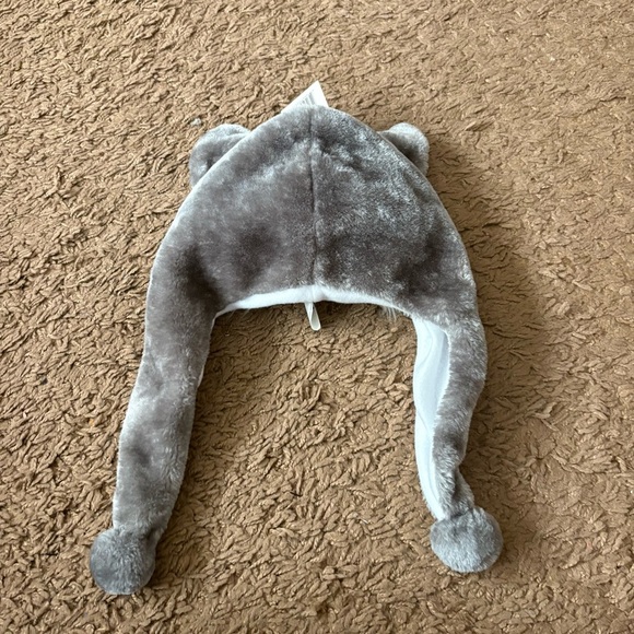 Alaska Kids Plush Husky Dog Hat Wolf NEW Gray Long Ear Scarf - Picture 4 of 7